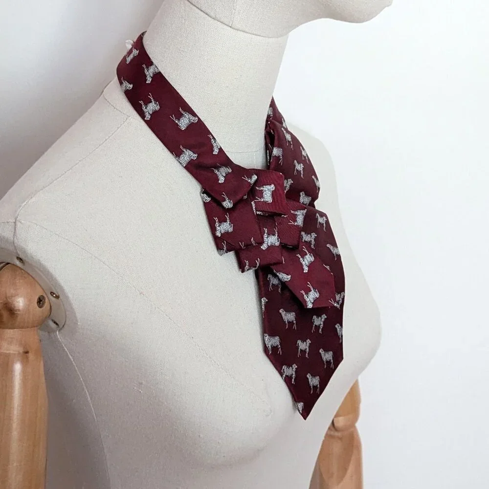 NWT Ogsplosh Unisex Ascot Scarf Wine Sheep Print Size Medium
